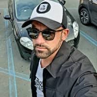 30+ Profile mit dem Suchbegriff „Podesta'“