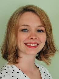 Shari Saunders's Instagram, Twitter & Facebook