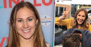 Jenny alversjö är programledare för nyhetsmorgon söndag.nyhetsmorgon är tv4:s morgonprogram som funnits i rutan sedan 199. Tv4 Tv4 Nyhetsmorgon Anja Forsnor Pokupki Byli Uzhe U Menya Samsunglcdledhdtvtv