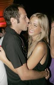 O ator estava insatisfeito com a imagem e decidiu fazer alguns retoques. Jose Carlos Pereira E Mafalda Pinto Terminam Relacao Simple Tech