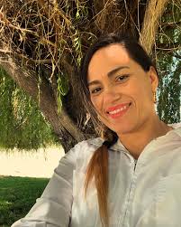 Eli Espinoza (@elicarolsong) • Instagram photos and videos