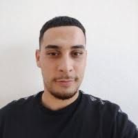 1300+ perfiles de «Nabil»