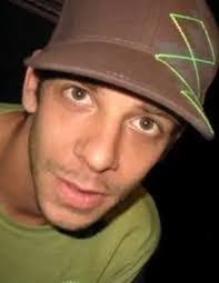 Robert Grandy's Instagram, Twitter & Facebook