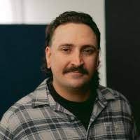 70+ "Luzaich" profiles