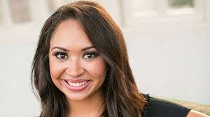 Chelsea Kahn's Instagram, Twitter & Facebook