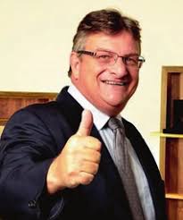 Natural Products as Source of Molecules with Therapeutic Potential