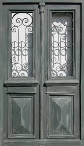 Les fabricants n'hésitent plus aujourd'hui à faire appel à des porte en aluminium d'aspect bois avec double vitrage isolant de. Double Porte Vitree Avec Grille Portes D Entree Fer Forge Portes Antiques