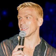 Michael John (gay and silly) (@michaeljohnofficial)