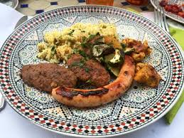 À midi comme en soirée, la décoration et l'atmosphère de notre couscoussière vous assurent un. Best Couscous And Wonderful Service Hidden Gem Review Of Menthe Safran Brussels Belgium Tripadvisor