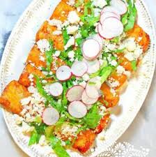 Nov 24, 2013 · las enchiladas rojas se pueden cocinar con una variedad de chiles y especias diferentes en cada región de méxico. Red Enchiladas Recipe Receta De Enchiladas Rojas Easy Delicious Recipe Enchilada Recipes Recipes Mexican Food Recipes Authentic