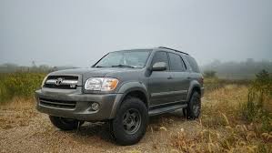 The 2001 toyota sequoia has 27.8 cu.ft. 2 5 Lift Kit Deluxe 2001 2007 Toyota Sequoia