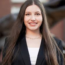 Chelsea Rosen's Instagram, Twitter & Facebook