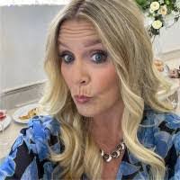 Michelle Lemm's Instagram, Twitter & Facebook