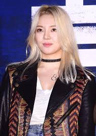 She is known for her work on girls' generation: Zjvh1fqbgw3tjm