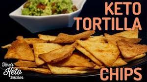 Keto Nacho Chips Have A Low Carb Snack With Keto Tortilla Chips And Guacamole Youtube
