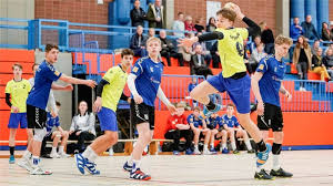 Jun 29, 2021 · den grünen teppich ausgerollt hat jetzt die gesamtschule münster mitte ihren ersten abiturientinnen und abiturienten. Lingen Lohne Hat Gluck Auf Seiner Seite Handball Erster Sieg Fur Den Tv Meppen