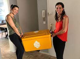 Sich um jdn bewerben (dated) to ask for sb's hand in marriage. Koch Die Box Koch Die Box Kabeleins