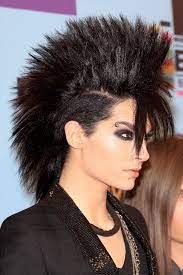 He is younger than his wife. Hi Mohawk Tokio Hotel Official Usa Fanclub Sac Stilleri Bill Kaulitz Tokio Hotel