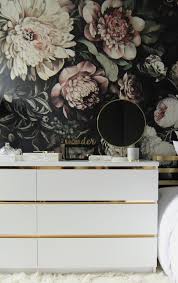 25 Ikea Nightstand Hacks You Need To Try Shelterness Nachtschränke sind die helden der dunklen stunden, wenn es darum geht, bücher, wecker und getränke in sichtweite aufzubewahren. 25 ikea nightstand hacks you need to