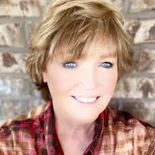 Younique LQQK BY DIANE Gresham