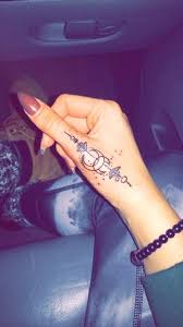 Tatowierungsfrau Oberarm Nach Innen Innen Oberarm Tatowierungsfrau Tatowierungsfrau Oberarm In 2020 Oberarm Tattoo Tattoo Oberarm Frau Tattoo Oberarm Innenseite