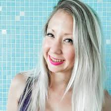 Dani Thomson (Nicos_Momma)