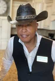 What does the Orthodox faith suggest about putting faith and trust in  worldly authorities? I ask because I'm a little surprised to see how much  good faith people are ascribing to organizations