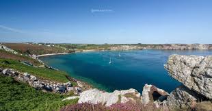 Pointe De Pen Hir Vue Sur La Plage Du Veyrac H Crozon Camaret Sur Mer Vacances Bretagne Bretagne Finistere Camaret Sur Mer