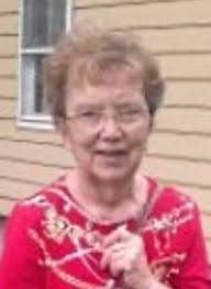 Sandy Teets's Instagram, Twitter & Facebook