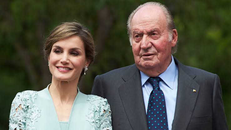 Las críticas de Juan Carlos a Letizia en sus memorias: no le dejaba ver a  solas a sus nietas, distanció a Felipe de sus hermanas y nunca fue a verle a  su