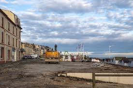 Elle regroupe trois départements : Circulation Parking Luc Sur Mer Reamenage Son Front De Mer Liberte Caen