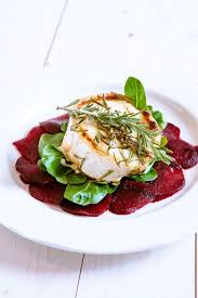 Rote Bete Carpaccio Mit Gratiniertem Ziegenkase Rote Bete Rebellion Kuechenchaotin Rote Bete Carpaccio Vorspeisen Rezepte Rote Bete