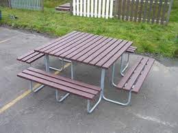 Landi landi bench table bench combination burri. Banke Tische Bank Tisch Kombinationen Hds Stadtmobiliar Mit System