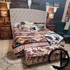 Pin By Alexis Smith On Room Makeover In 2021 Western Bedroom Decor Redecorate Bedroom Cowgirl Room