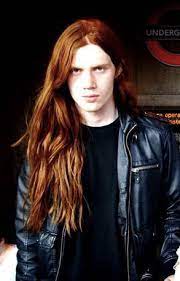 Pin On Long Hair Men Muzi S Dlouhymi Vlasy