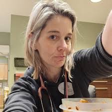 Mirrored Rose Warmer is just £13.40!! Down from £67 😮 Who wants one?