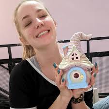 Cecile Davis (@sunnysidespesh) • Instagram photos and videos