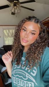 REAL friends walk in when everybody else walks out!!