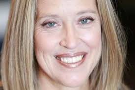 Jet lag tips: Frequent flier reckons she has 'figured out' dreaded travel  condition