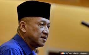 Nazri's attack on robert kuok: Nazri Aziz Wong Ceasefire Between Pn Opposition Not Possible Says Nazri Nazri A Former Federal Minister Said There Has Been An Unequal Application Of Justice Against Umno Leaders
