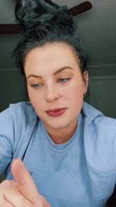 #stitch with @Parker Terry its getting more and more popular to birth at  home even high risk patients. Wheres the line? Should there be a line? Will  regulating home birth drive more people to the ...