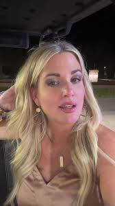 Such a cute pair of shoes! Comfy and cute! Sophisticated, and goes wit...