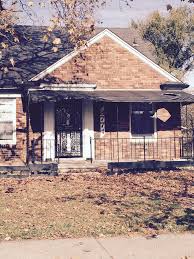 On site storage and laundry, charming community with courtyard access, gated & secured parking included. Houses For Rent In Detroit Mi Forrent Com
