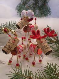 Whether you have your favorite talented decorations art specialist to help with your don't throw away those wine corks from the holidays. 20 Brilliant Diy Wine Cork Craft Projects For Christmas Decoration