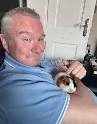 Andrew Beavers's Instagram, Twitter & Facebook