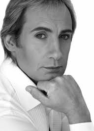 Magicien illusion cabaret spectacle patrick gess animation close up shows  eure normandie