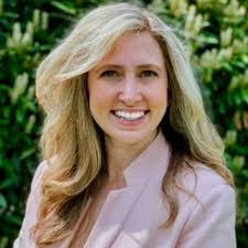 Gena Moore (@ggodwin2)