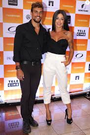 Que trás maurício manfrini, o paulinho gogó e cacau protásio para a mais nova comédia do cinema nacional. Aline Riscado E Felipe Roque Foram Conferir A Pre Estreia De Os Farofeiros Em Sao Paulo Purepeople