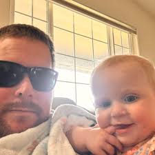 How do you avoid being attacked without packing?: Walk like you have no  time to be inconvenienced, always look up and aware of your surroundings,  look in and under your car when