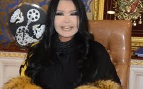 Bülent ersoy vefat eden annesi necla poyraz'ın. Bulent Ersoy Un Makyajsiz Hali Soke Etti Haber3
